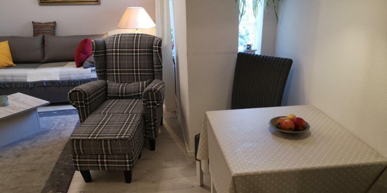 Dorfstrasse 21 Ferienwohnung 3 施维洛塞 外观 照片